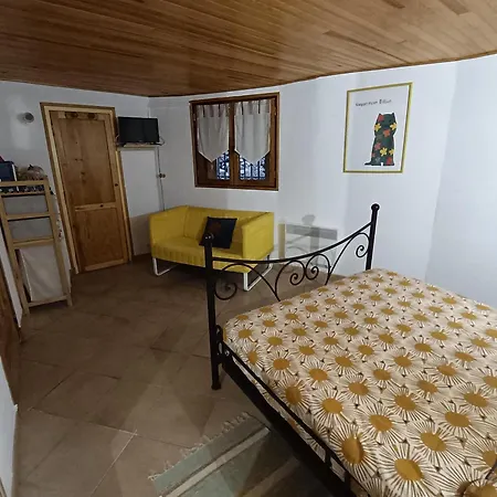 D'hote Les Maisons De Gaia Bed & Breakfast *